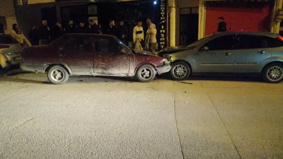 Yalvaç\'ta Tofaş Kazası: Sürücü Ayakta Tedavi Edildi