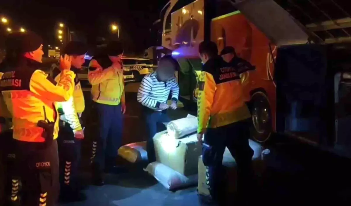 Mersin\'de 1,5 Ton Kaçak Tütün Ele Geçirildi