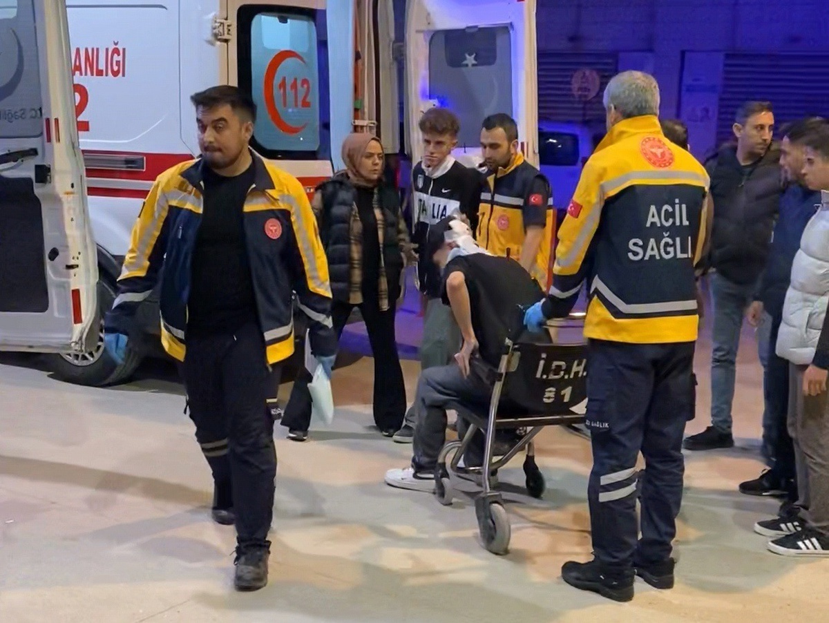 İnegöl\'de Çocuklara Silah Kabzası ile Darbe