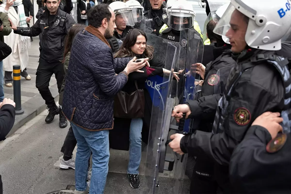 1 Mayıs\'ta çıkan olaylarda 409 kişi gözaltına alındı