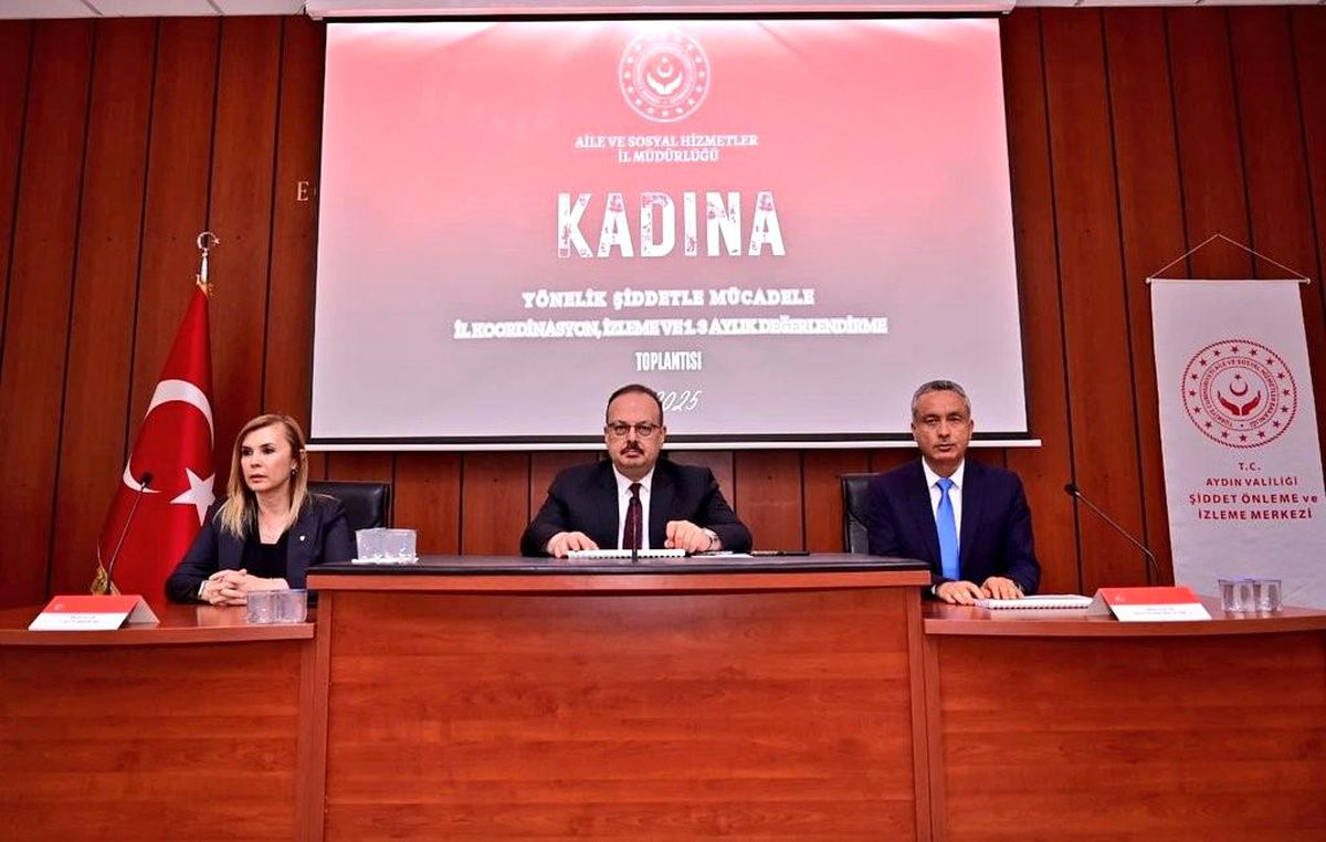 Aydın\'da Kadına Şiddetle Mücadele Toplantısı