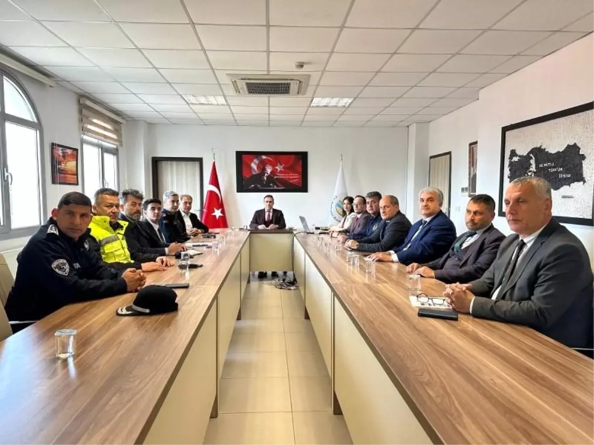 Burhaniye\'de Uyuşturucu ile Mücadele Toplantısı Gerçekleştirildi