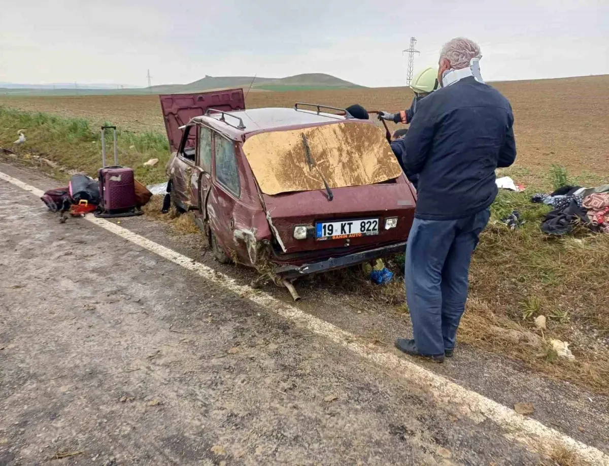 Çorum\'da Takla Atan Araçta 6 Yaralı