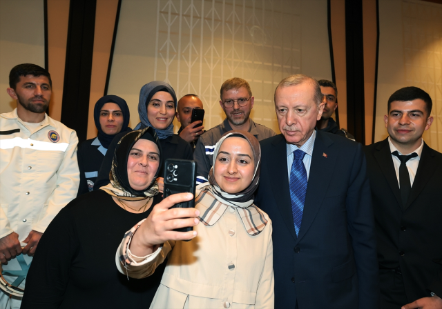 Cumhurbaşkanı Erdoğan'dan 1 Mayıs mesajı: İşçi ve işverenin refahını yükseltmek için çalıştık