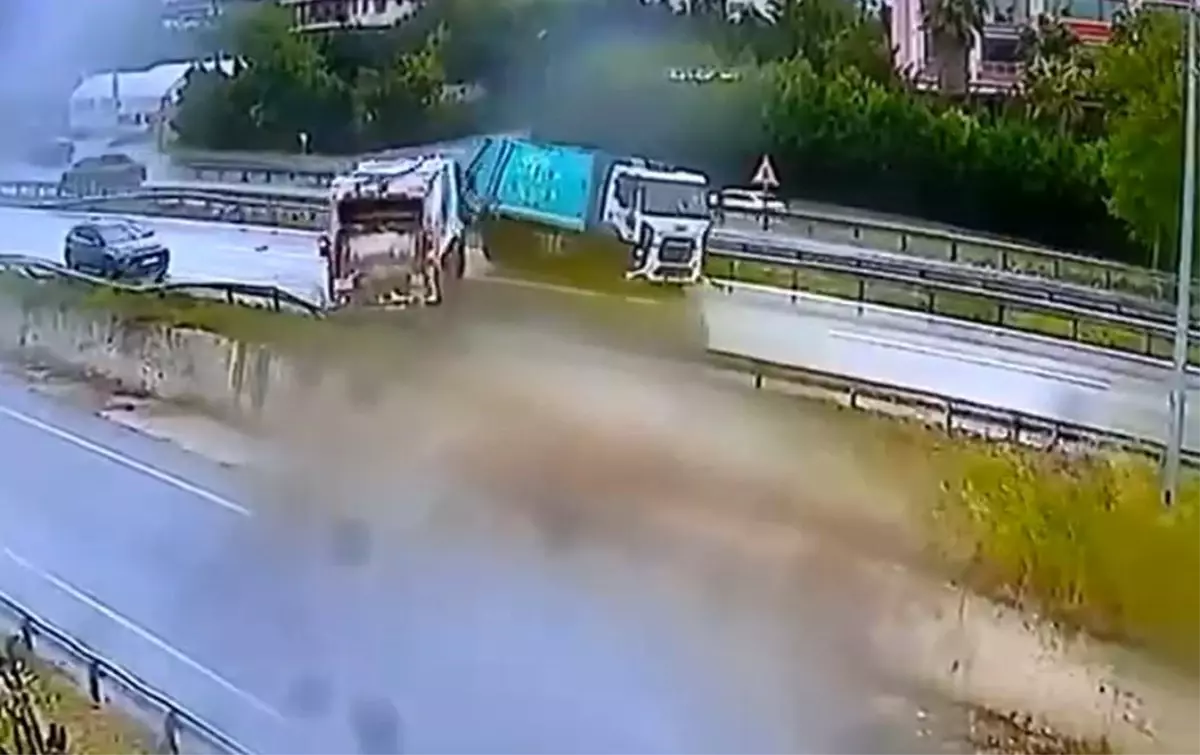 Büyükçekmece\'de Yağmur Kazaları