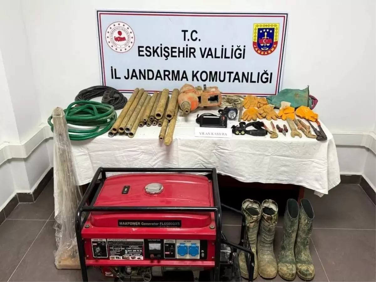 Eskişehir\'de Kaçak Kazı Operasyonu