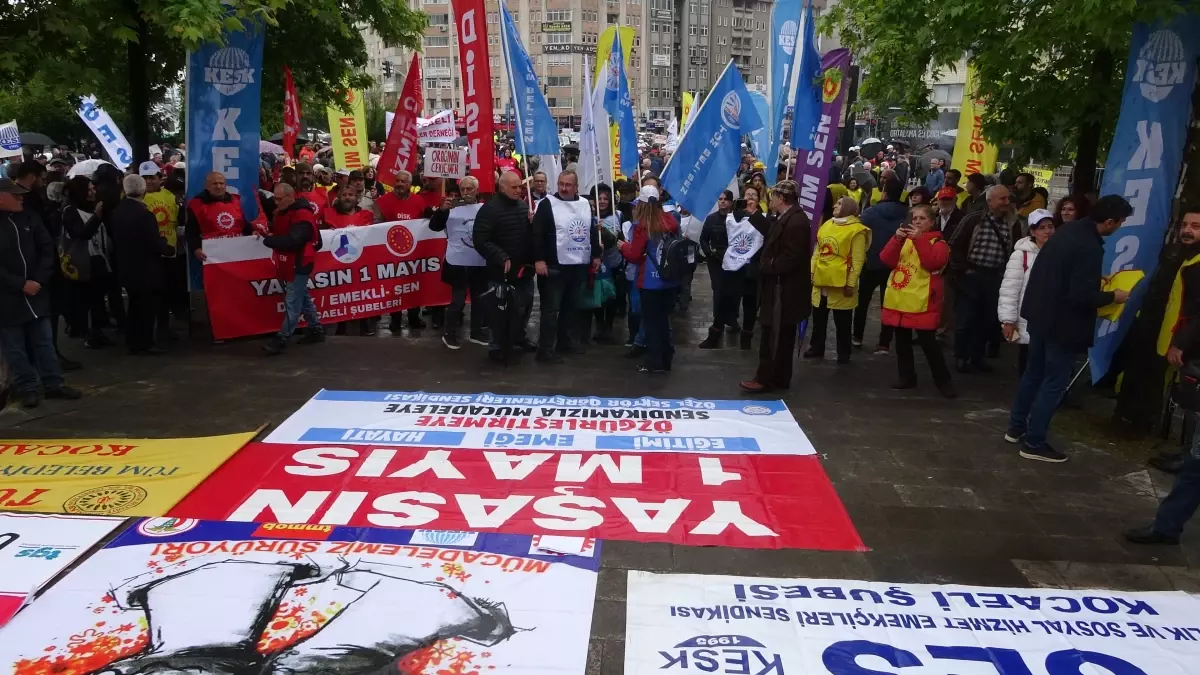Kocaeli\'de 1 Mayıs Yürüyüşü
