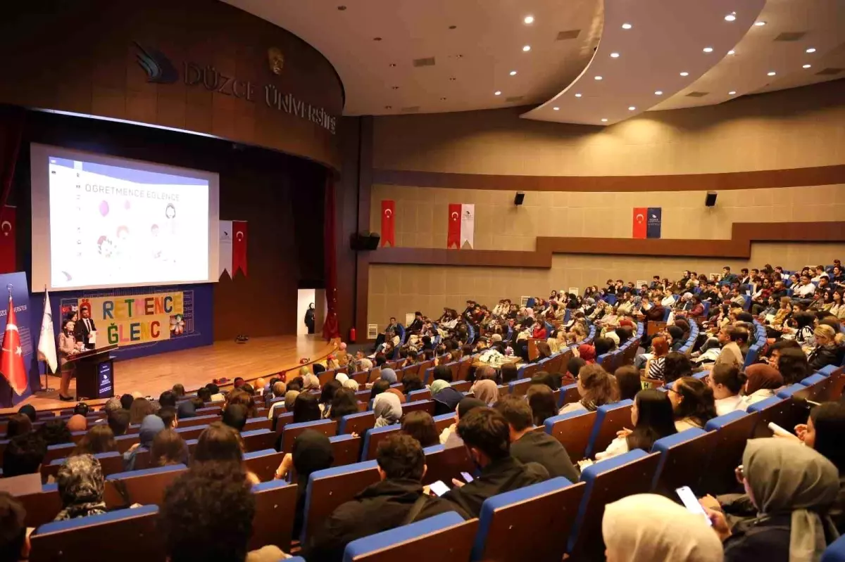 Düzce Üniversitesi'nde Öğretmence Eğlence Etkinliği Büyük Başarıyla Gerçekleştirildi