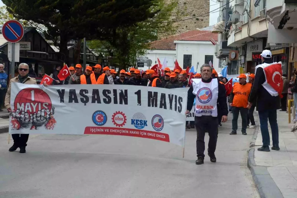 Sinop\'ta 1 Mayıs Coşkusu