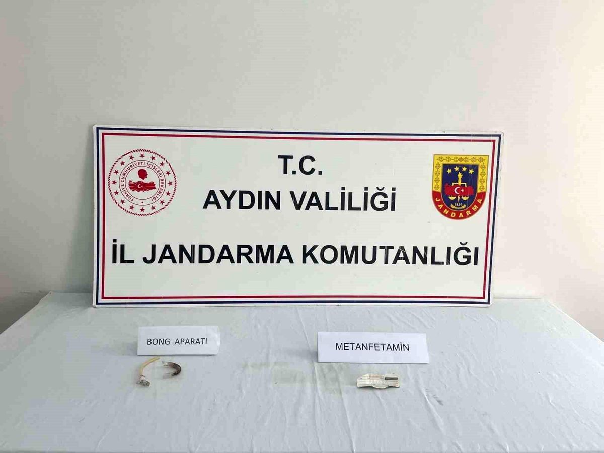 Kuşadası\'nda Uyuşturucu Operasyonu