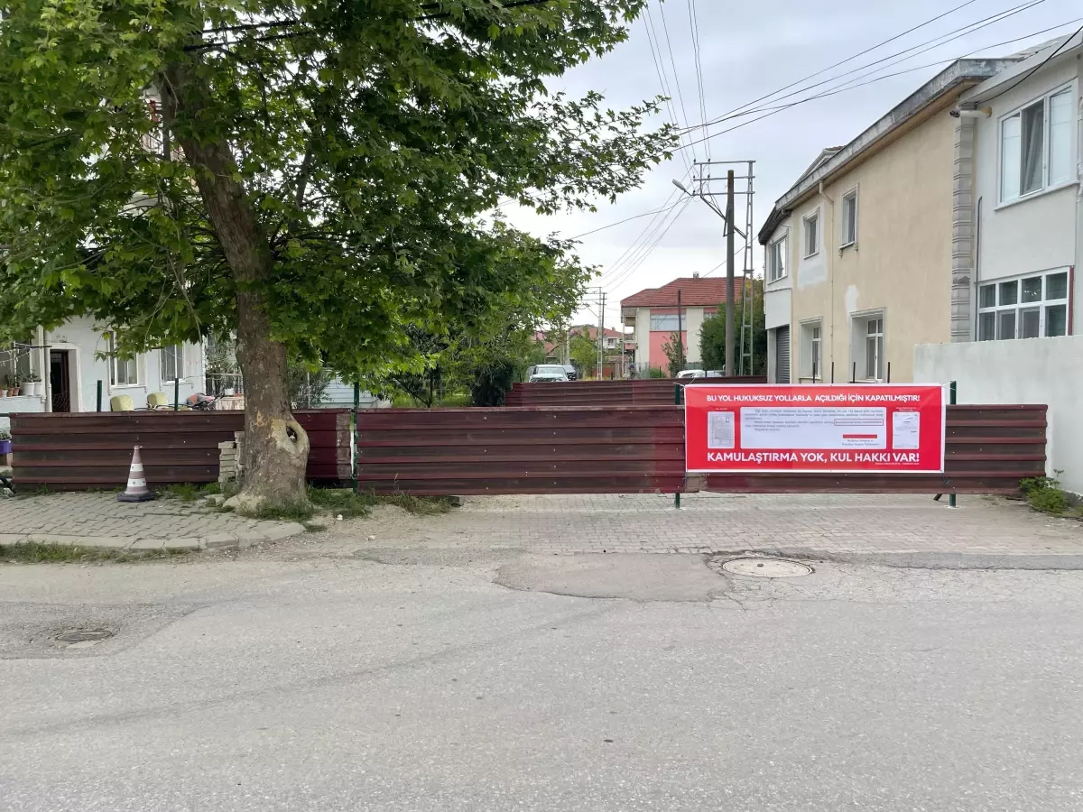 Akyazı\'da Yol Kamulaştırma Sorunu: İhtiyati Tedbir