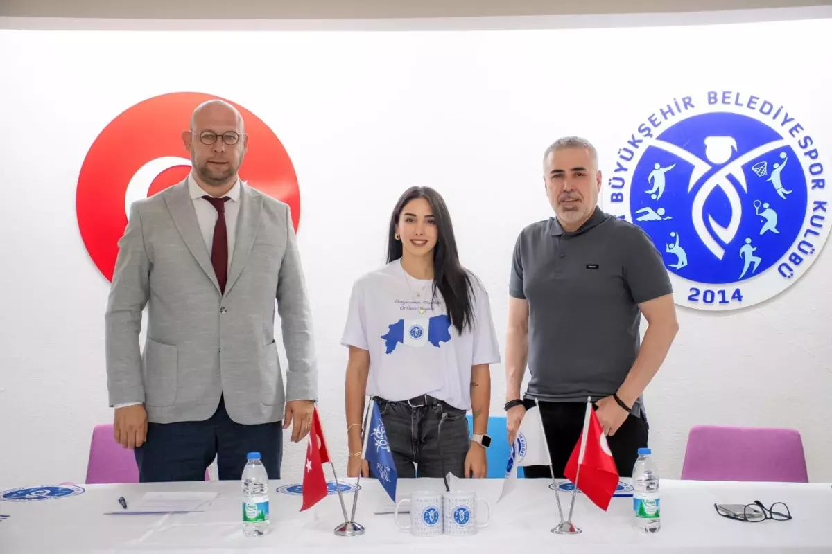 Aydın BŞB, İlarya Zararsız\'ı Kadrosuna Katıldı