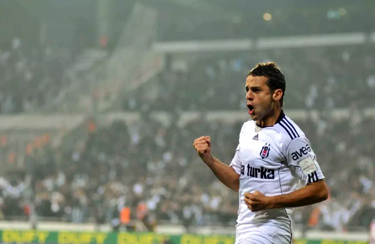 Bobo\'dan Beşiktaş-Fenerbahçe Derbisi Yorumu
