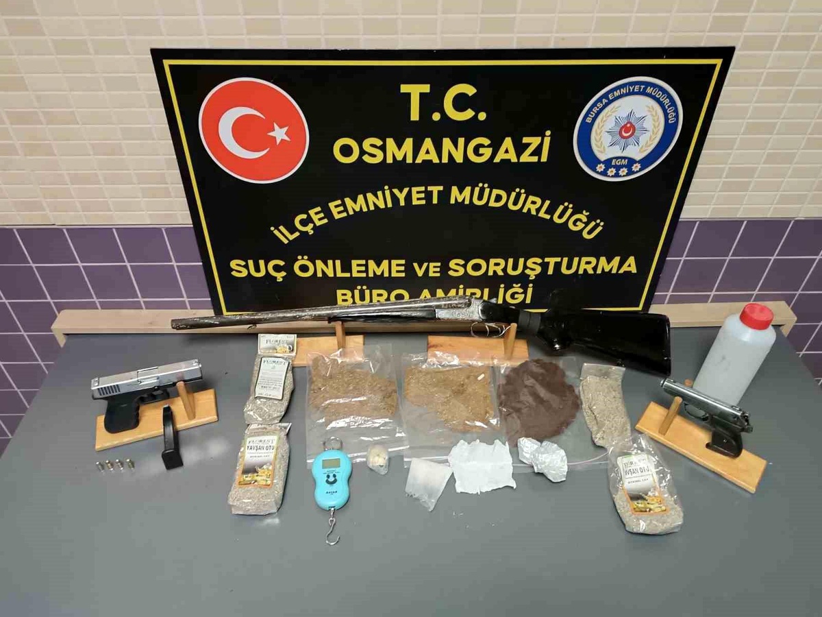 Bursa\'da Uyuşturucu Tacirlerine Operasyon