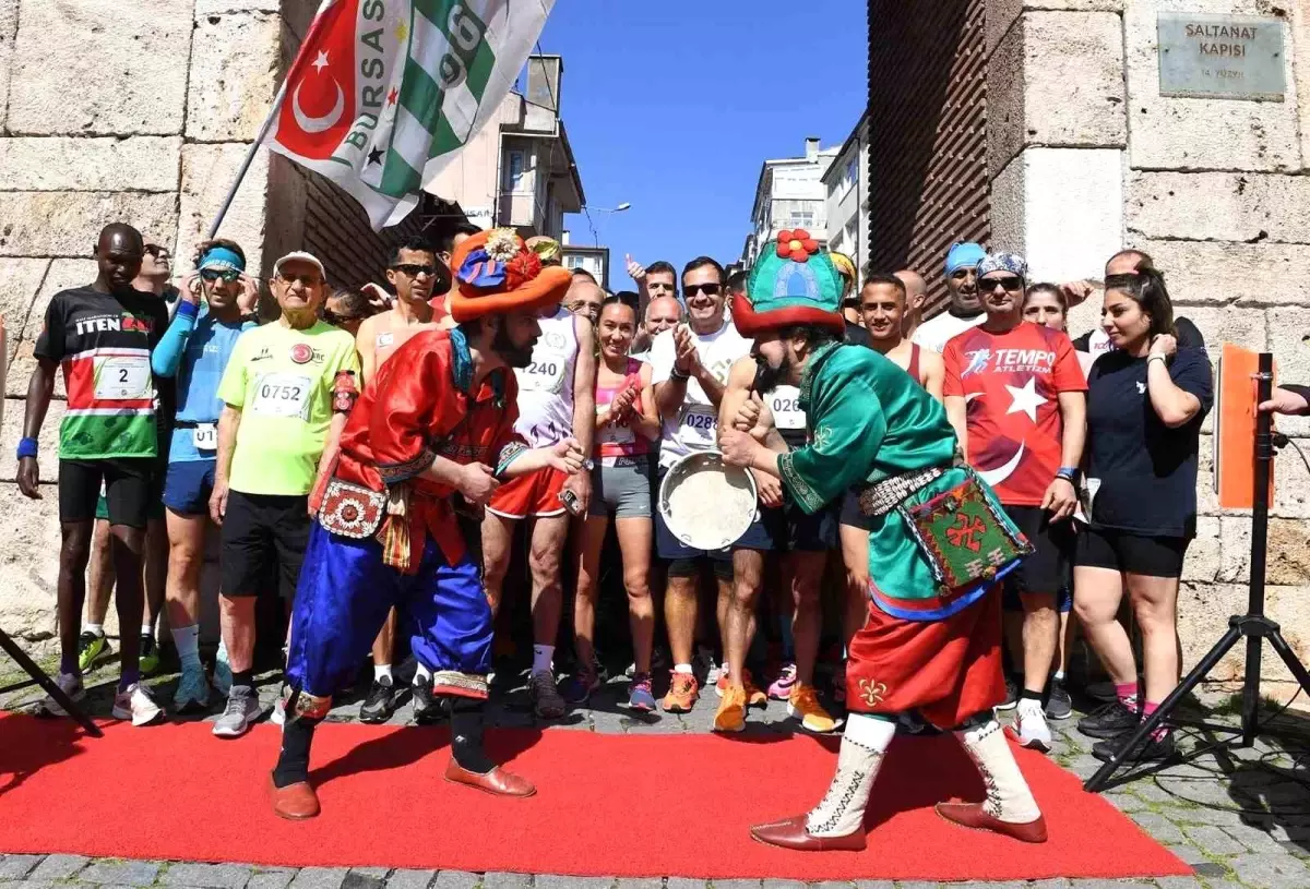 Bursa\'da Trafik Kapalı: Osmangazi Koşusu