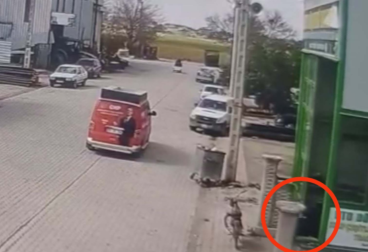 CHP Aracı Geçişi Kamerada