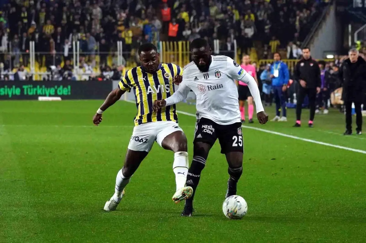 Kadıköy\'de Ezeli Rekabet Başlıyor