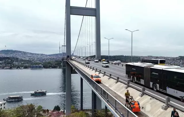 Ülkesinden 26 yıl önce yola çıkan gezgin, İstanbul'a ayak bastı