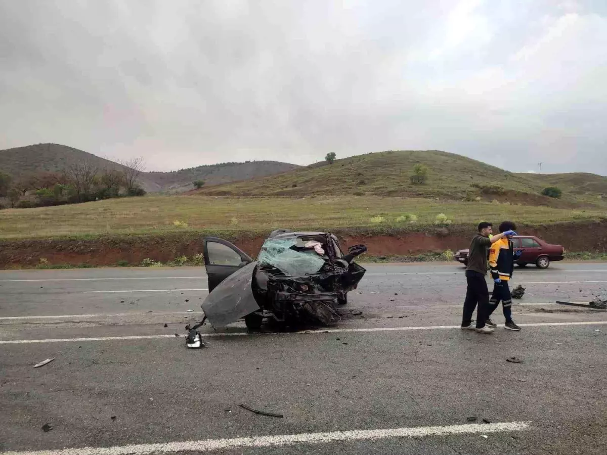 Malatya\'da Trafik Kazası: 2 Ölü, 2 Yaralı