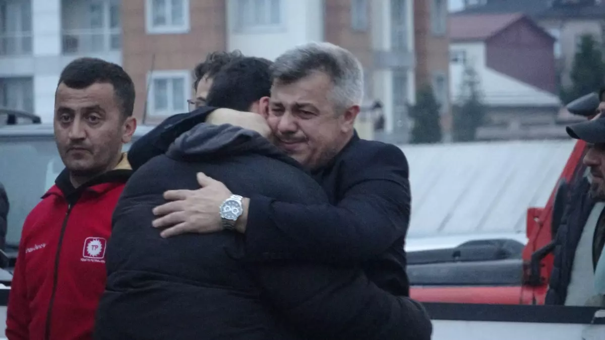 Rize\'de Oto Döşemeci Atölyesinde Yangın