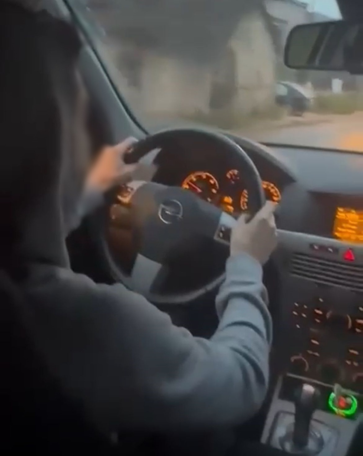 Taksici Suçüstü Anlarını Kaydetti