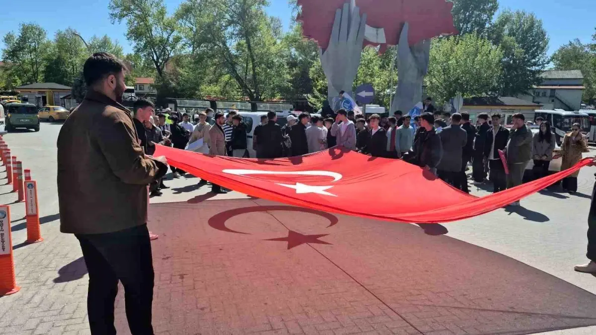 Bartın\'da Türkçülük Günü Yürüyüşü