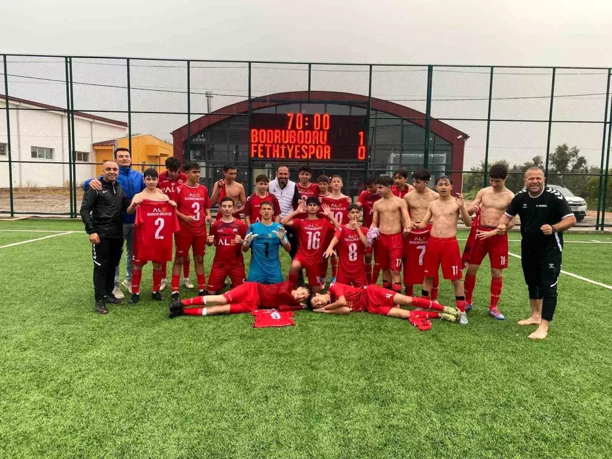 Bodrum Birlikspor U-15 Türkiye Şampiyonası\'na Katıldı