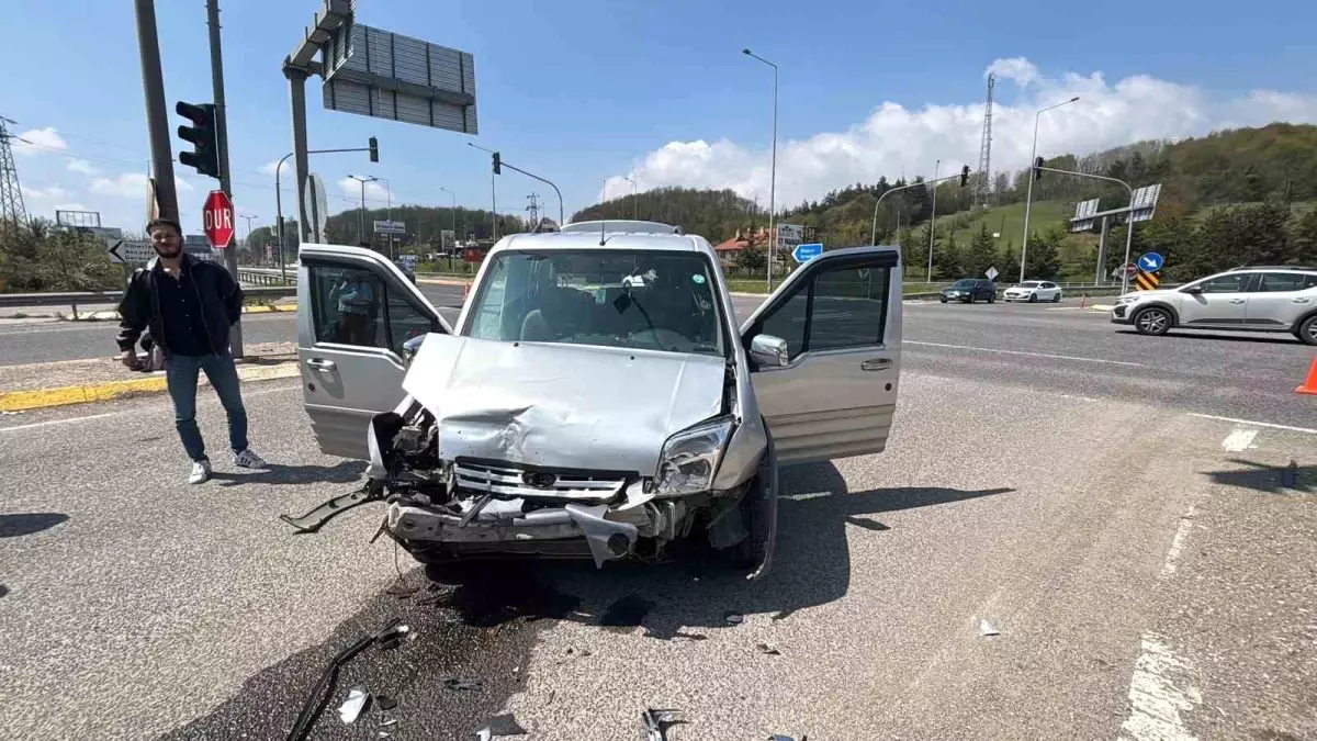 Bolu\'da Trafik Kazası: 10 Yaralı