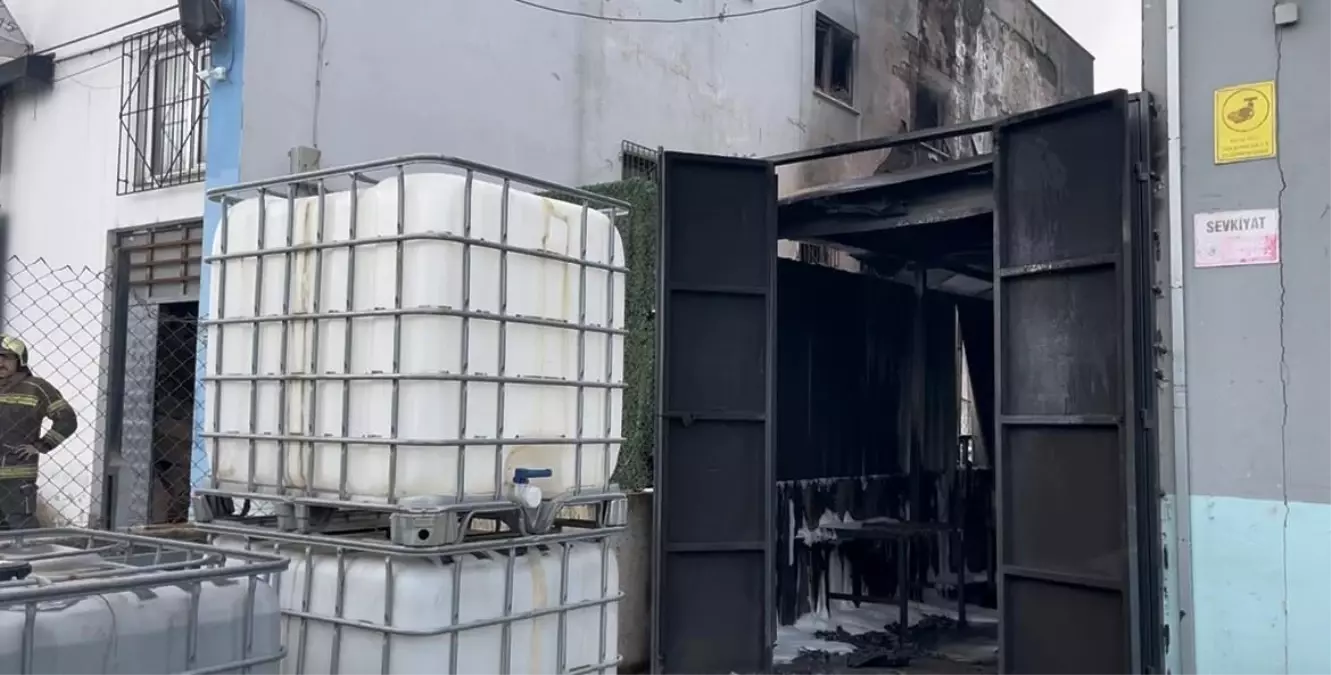 Bursa\'da Yangın: İtfaiye Ekipleri Hızla Müdahale Etti