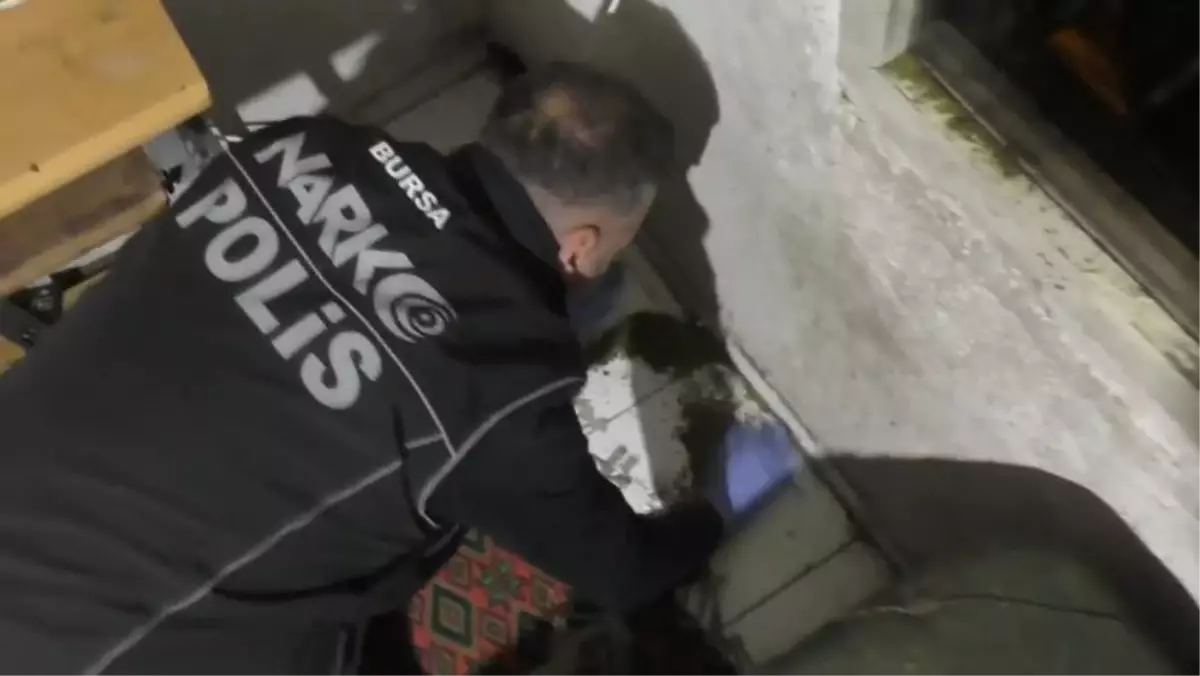 Bursa\'da Uyuşturucu Operasyonu: 34 Tutuklama