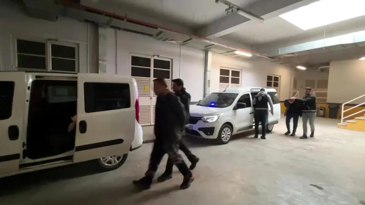Darıca\'da Fuhuş Operasyonu: 4 Şüpheli Tutuklandı, 7 Kadın Kurtarıldı