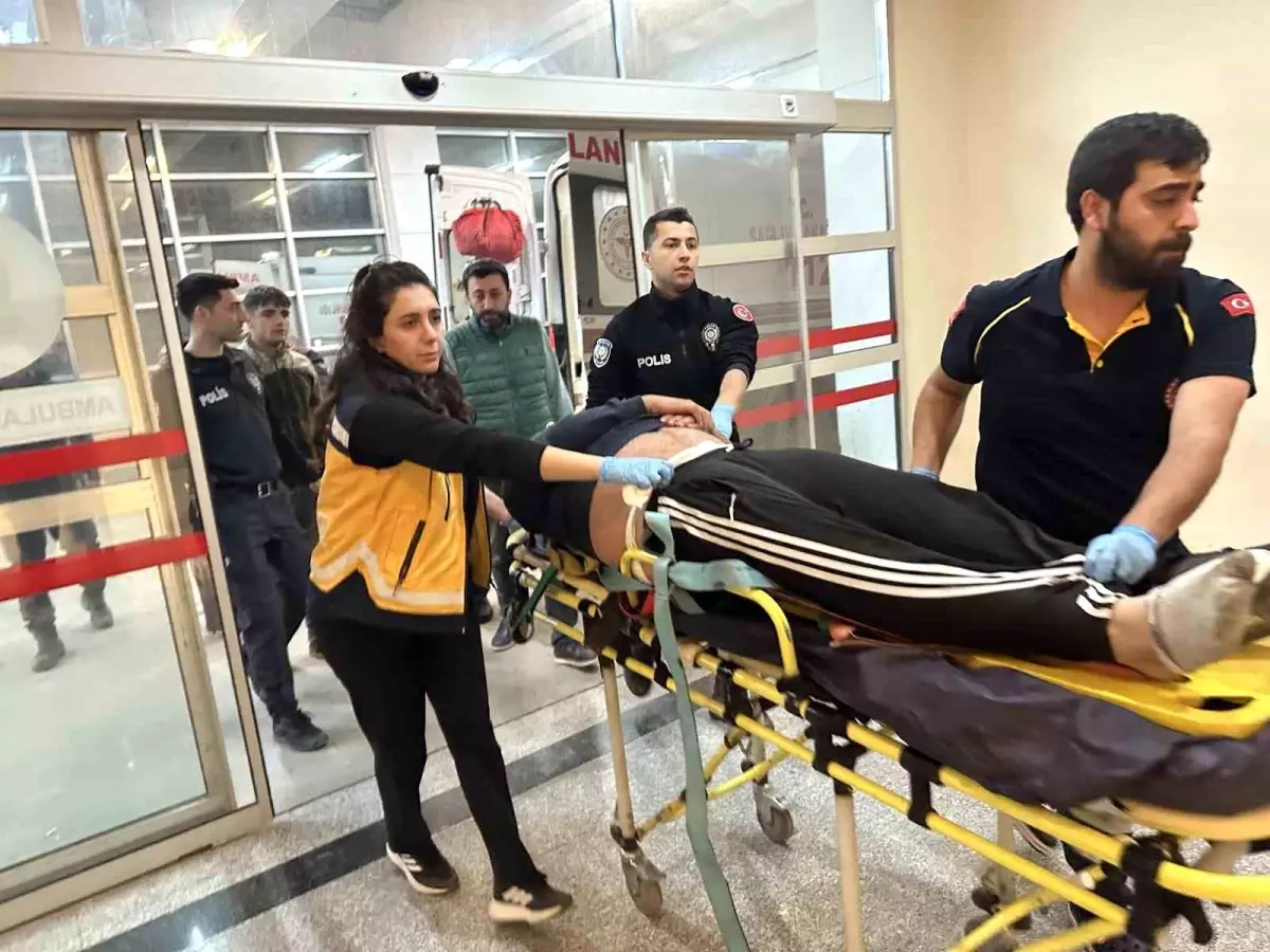 Adıyaman\'da Feci Kaza: 3 Yaralı