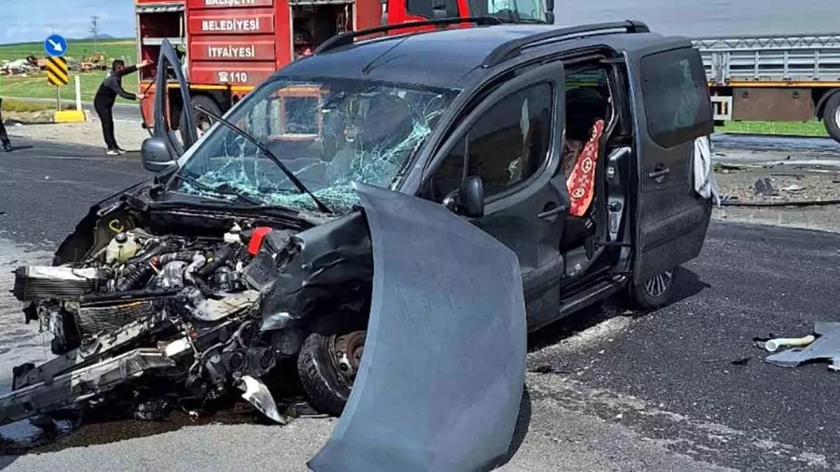 Kırıkkale\'de Trafik Kazası: 3 Yaralı