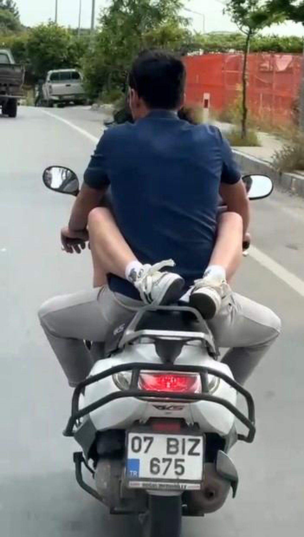 Tehlikeli Motosiklet Yolculuğuna Ceza