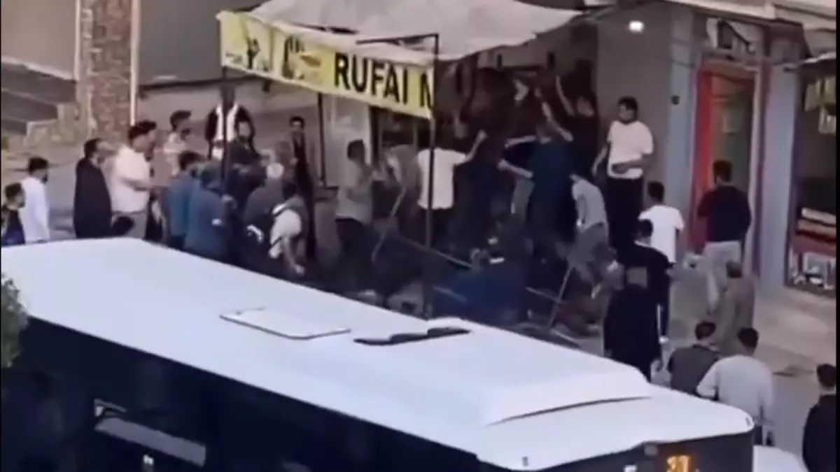 Şanlıurfa\'da Sopalı Kavga: 4 Yaralı