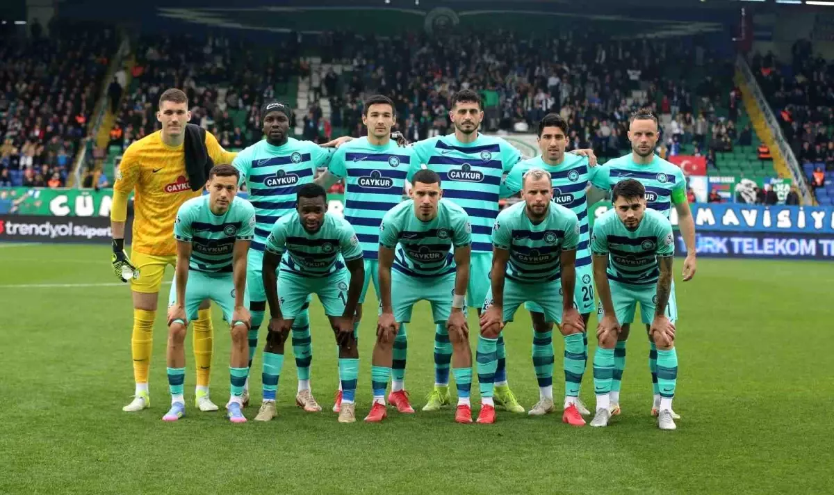Çaykur Rizespor - Gaziantep FK: İlk Yarısı Golsüz Geçti