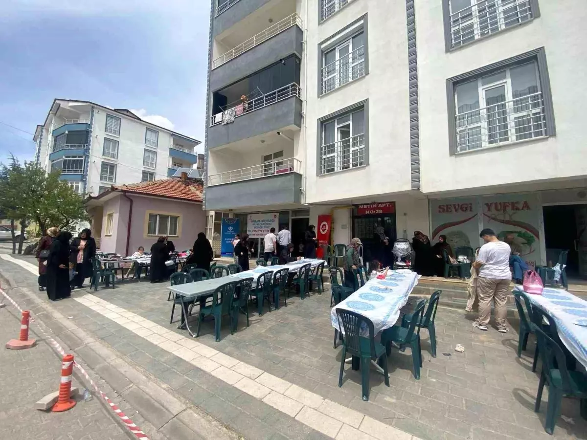 Sarıkaya\'da Kudüs İçin Hayır Çarşısı