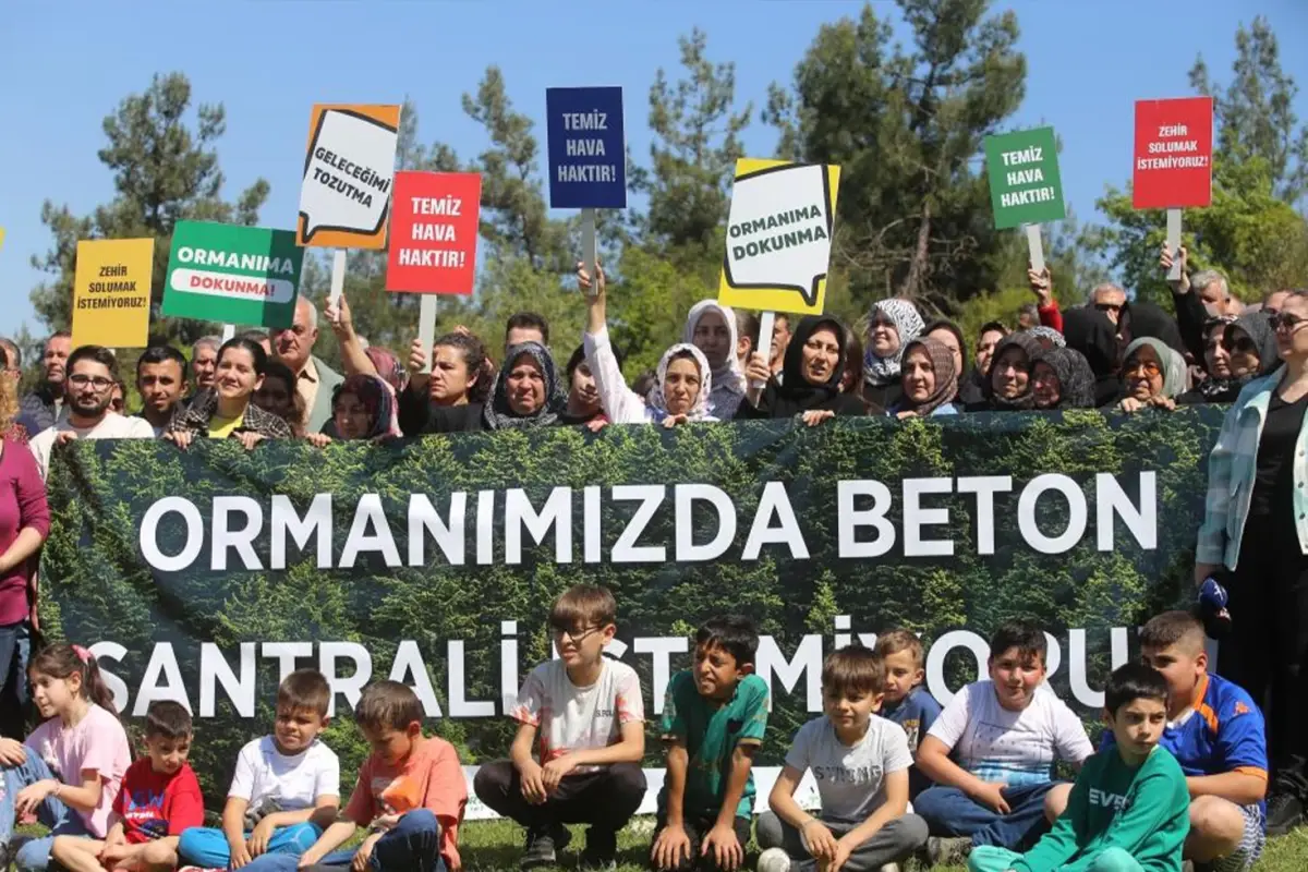 Bursa\'da köylüler beton santraline karşı eylem yaptı