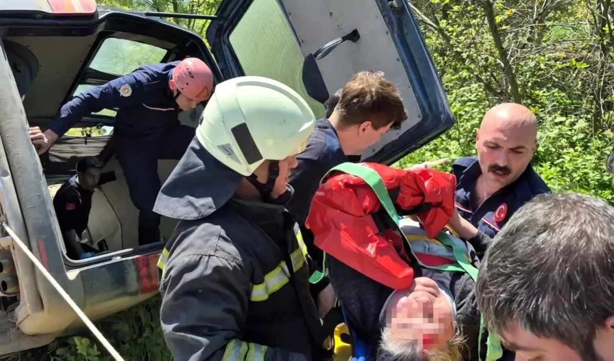 Samsun\'un Bafra İlçesinde Trafik Kazası: 2 Yaralı