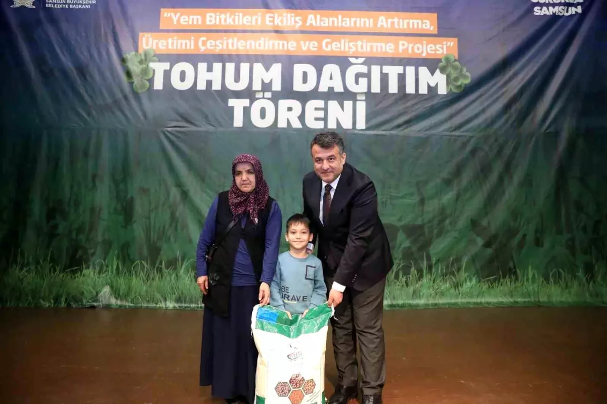 Samsun\'da Çiftçilere Tohum Dağıtımı ve Tarımsal Proje Tanıtımı