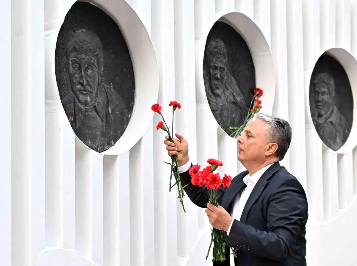 Üç Fidan için Anma Töreni: \'Tam Bağımsız Türkiye Mücadelesi Devam Edecek\'