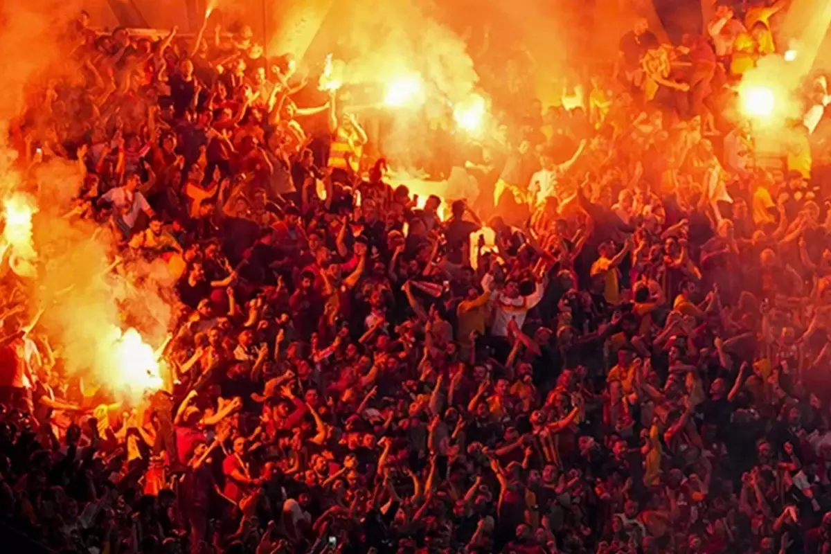 Galatasaray\'dan Türk futbol tarihine geçecek transfer