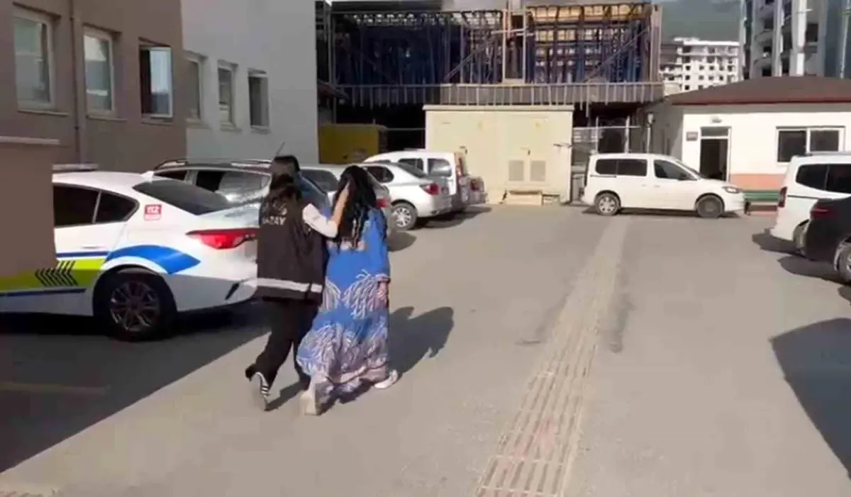 Hatay\'da Fuhuş Operasyonu: 4 Gözaltı