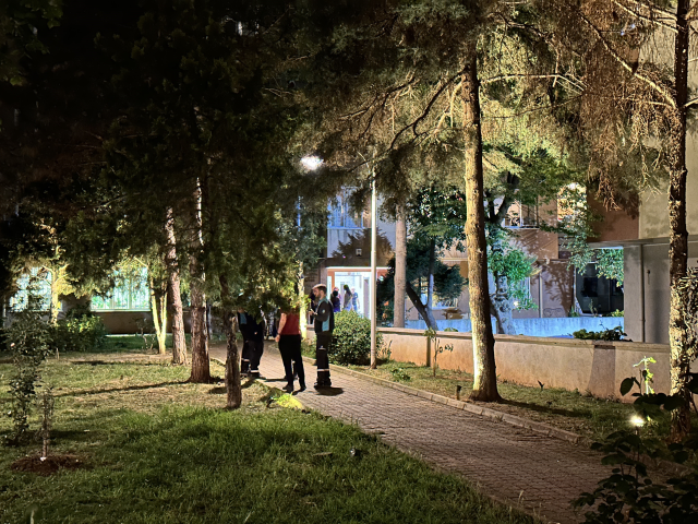 Kadıköy'de Yangın Felaketi: Bir Kişi Hayatını Kaybetti Kadıköy'de Yangın Felaketi: Bir Kişi Hayatını Kaybetti