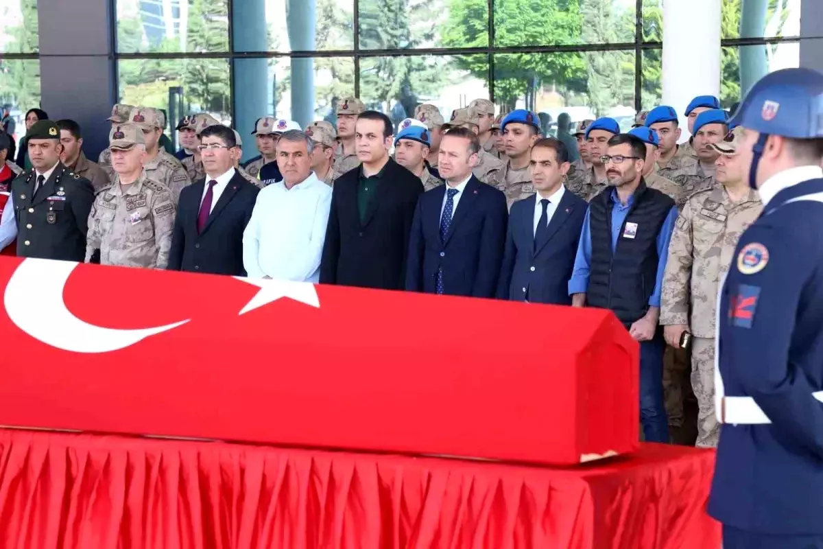 Adıyaman\'da Uzman Çavuş Törenle Uğurlandı