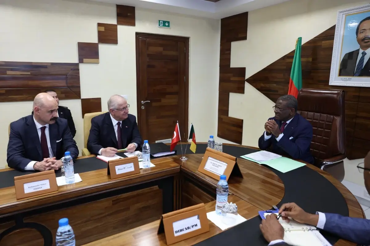 Bakan Güler, Kamerun\'da temaslarına devam ediyor (2)