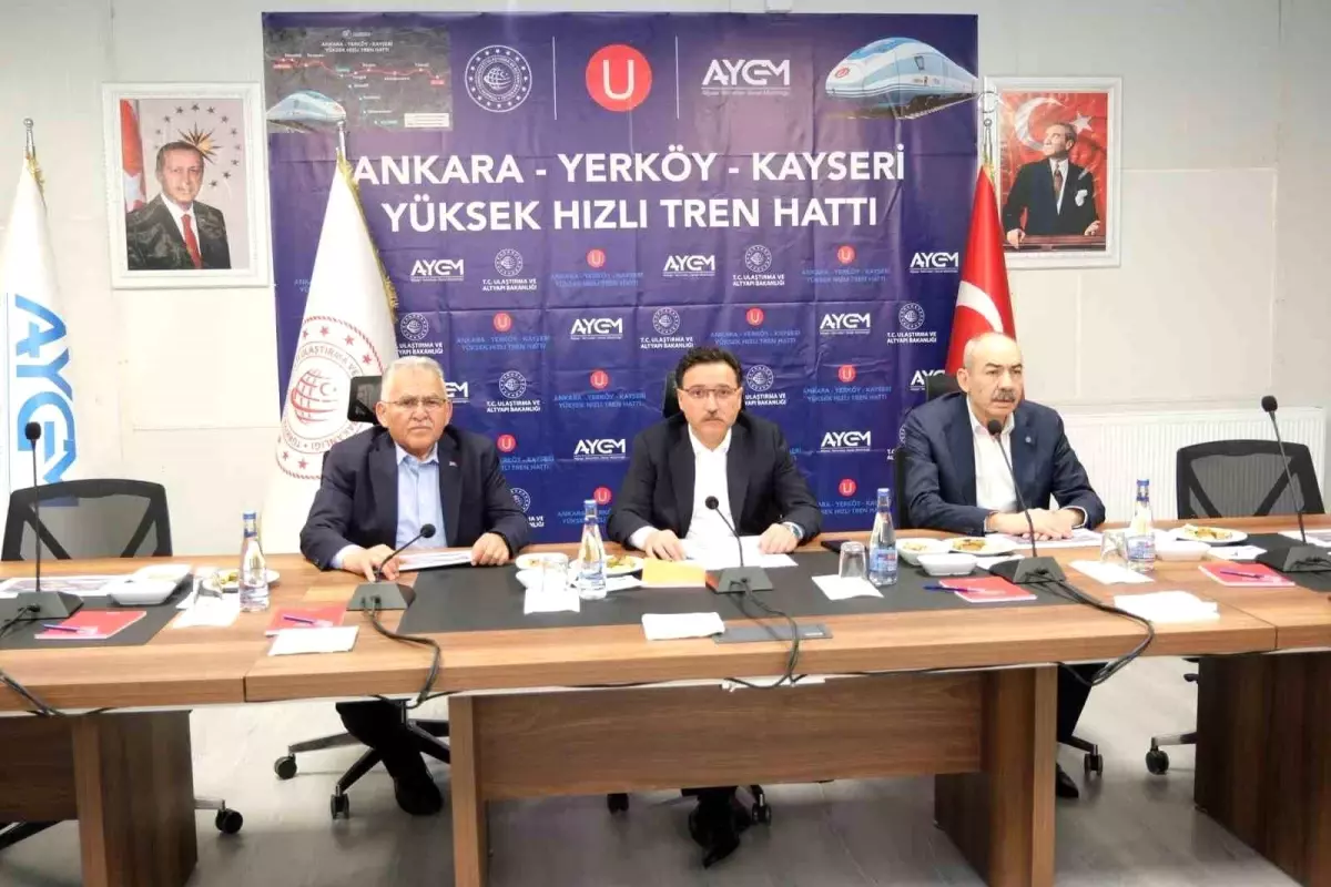 Başkan Büyükkılıç\'tan yüksek hızlı tren şantiyesinde inceleme