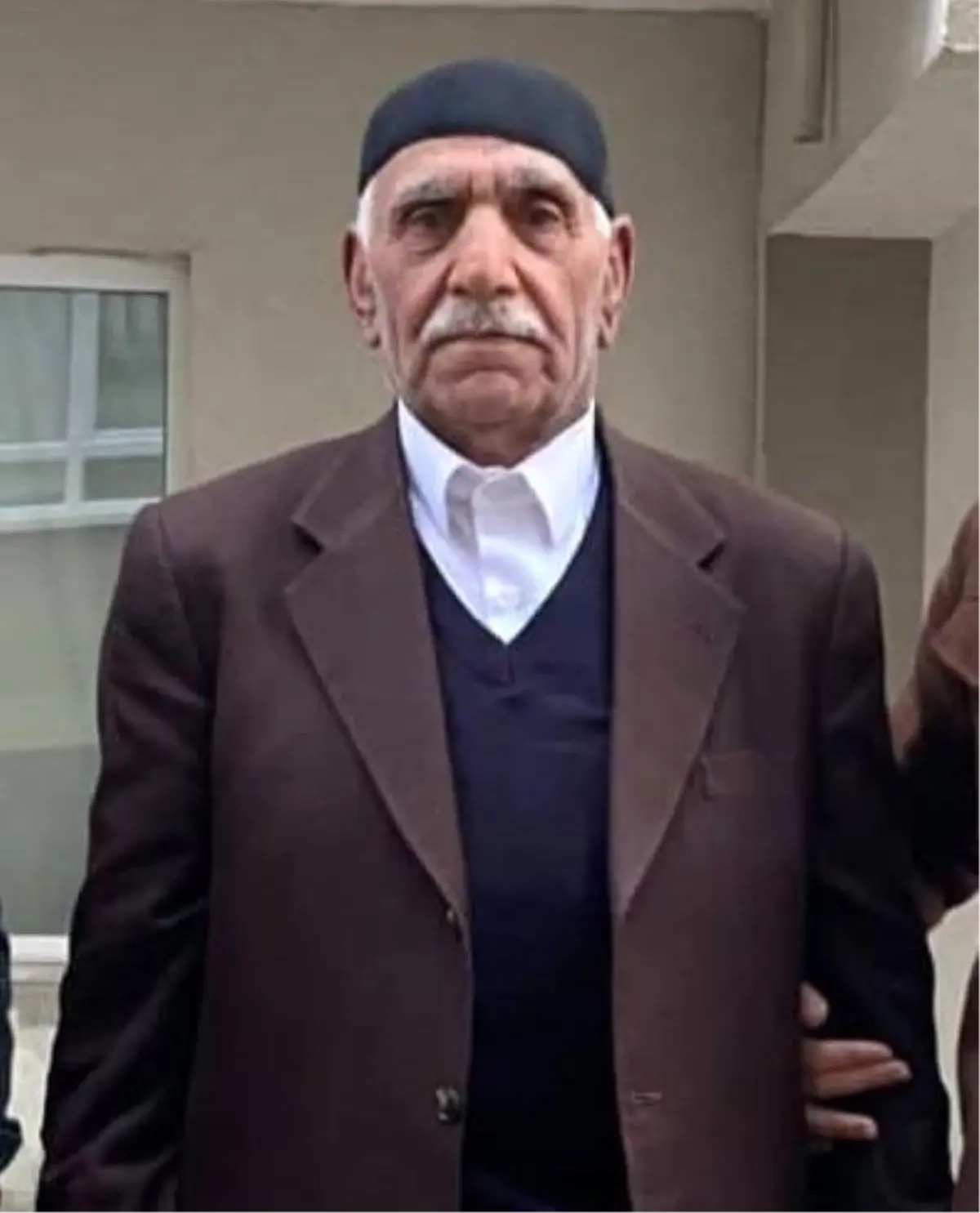 Alzheimer Hastası Nene Kayıp