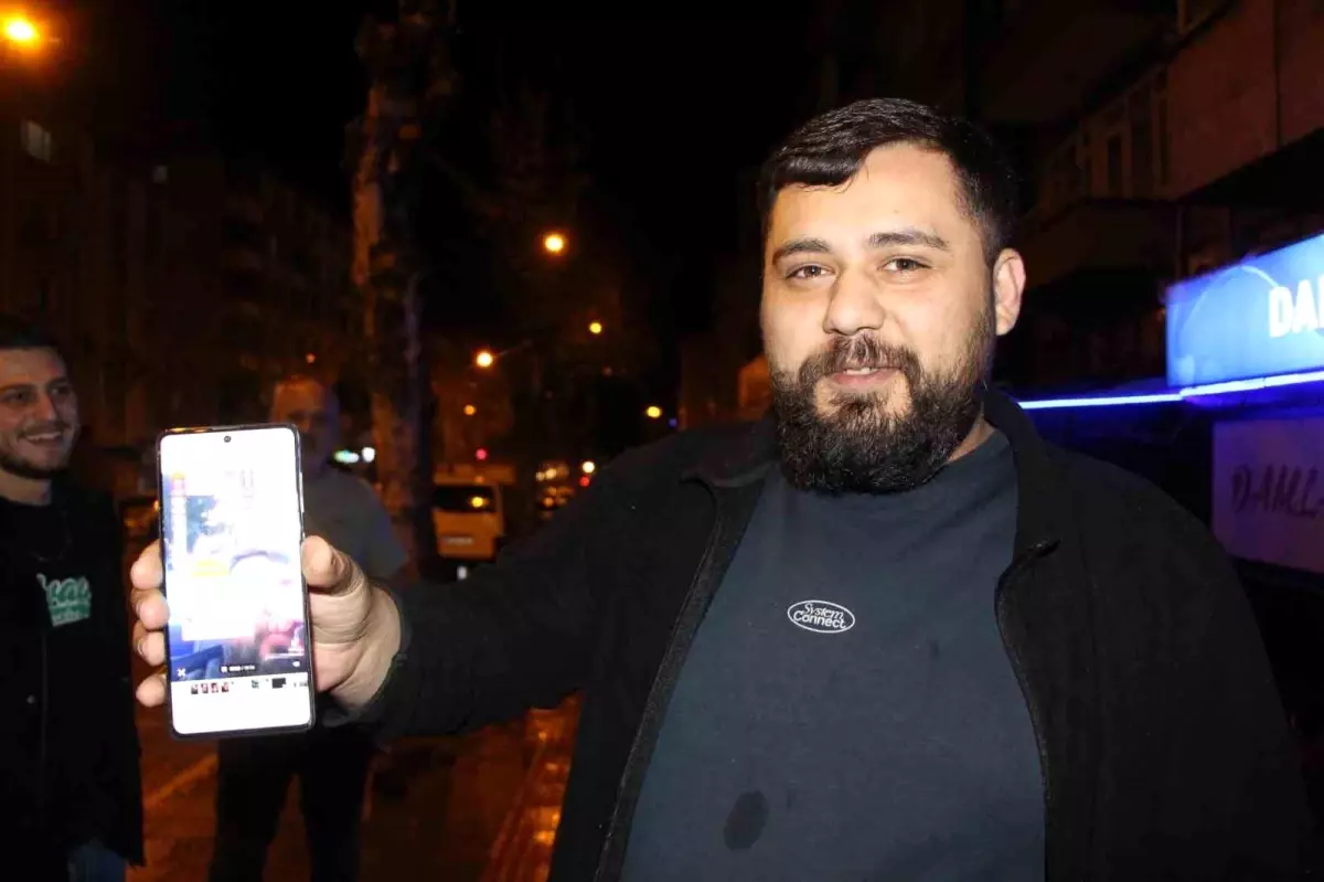 Amasya\'da Yıldırım Düşmesi Canlı Yayında Görüntülendi