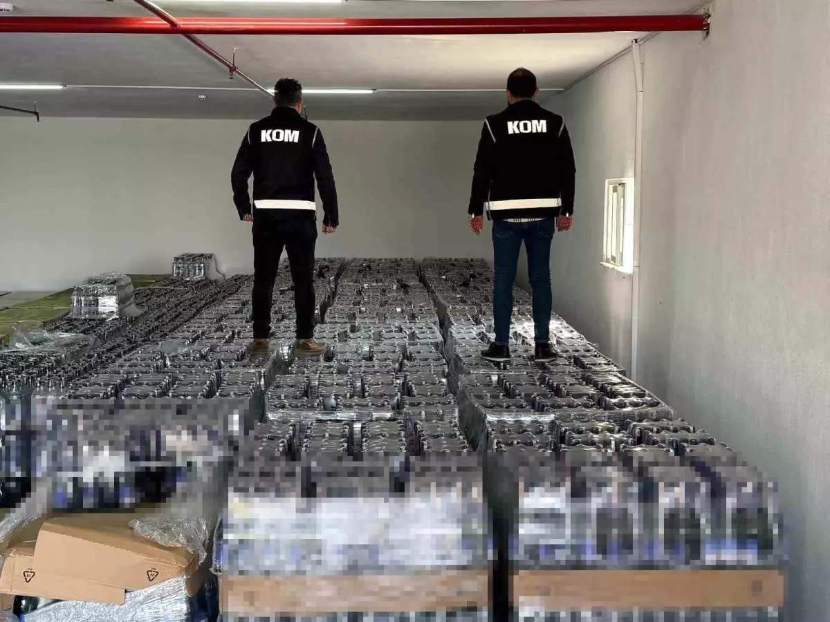 Antalya\'da Büyük Kaçakçılık Operasyonu